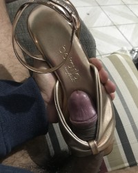 Cum sandals photo