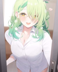 Green hair sweethearts photo