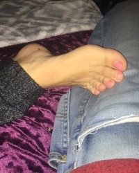 Candy’s feet photo