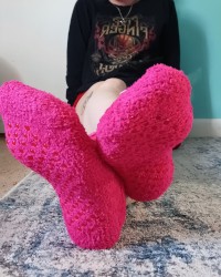 Fuzzy sock/feet lovers 💜 photo
