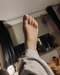 My feet (will get updated weekly photo