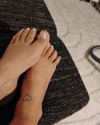 My feet (will get updated weekly photo