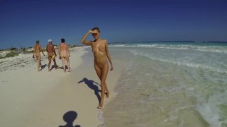 Katya Clover - Plage nudiste à Cuba 2