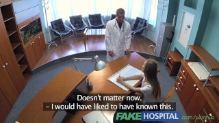 FakeHospital Horký sex s lékařem a sestrou v čekárně pro pacienty