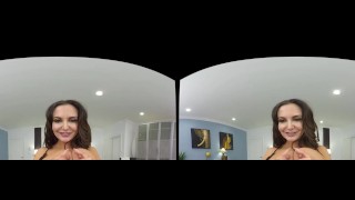 NAUGHTY AMERICA VR Expérience ultime de pornstar avec Ava Addams