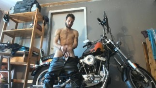 Jesse Prather wird Biker von Jesse Prather @manyvids swww.manyvids.co