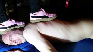 Trampling with Puma  Sneaker (Trailer)