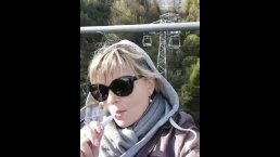 Курить фетиш на высоте. Большие горячие губы