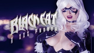 Busty Black Cat devient en colère et excitée pour l’espionner