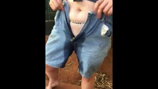 Pisser mon short en jean et ma culotte de bondes m’a fait tellement mouiller - Désespoir vocal