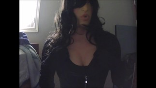 Cute Angels Pt2! ¡En mi máscara y traje femenino me pongo mi corsé apretado y te muestro mi cuerpo apretado!