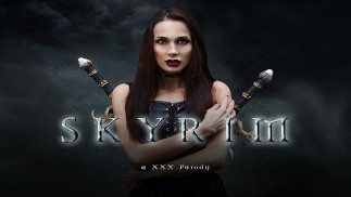 Трахни дьявольскую похотливую вампиршу Николь Лав в SKYRIM A XXX ПАРОДИЯ