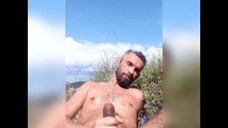 JERKIN' DE PLEIN AIR, CUMSHOT ET PISS