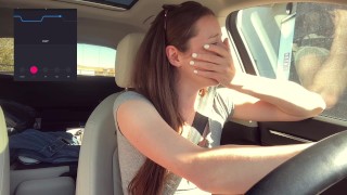 Éjacule *embarassingly* dur dans un Starbucks Drive Thru (LUSH CONTROL PART 2)