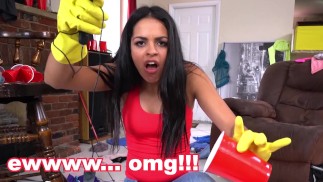 BANGBROS - Латинская домработница Вена Блэк принимает мое непристойное предложение