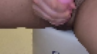 Fimose gordinha se masturba com brinquedos sexuais Parte 2