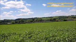 L’air de la campagne la rend coquine