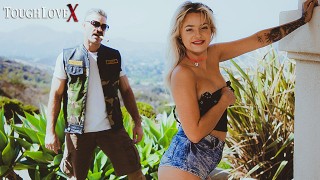 TOUGHLOVEX - Kastings Karl avec une blonde Harmony Rivers