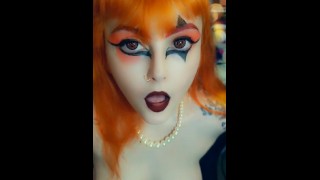 Alt babe