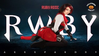 Busty rousse Maddy May rwby ruby obtient votre bite vr porno