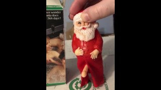 J’ai hérité de la figure d’action « Swinging Santa » de mon beau-père quand il est décédé