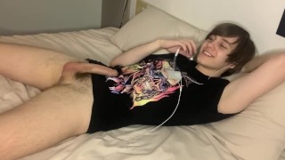 Branler sur du porno gay parler avec mon ami