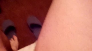 Артем сосет сам себе дрочит ногами лижет ноги сам себе self suck autofellatio self footjob