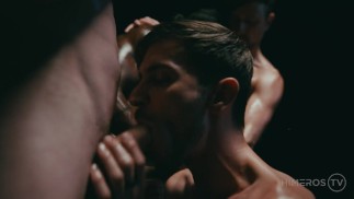 Twink Bukkake’d Par Muscle Studs