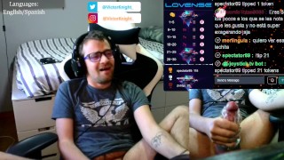 Éjacule à la fin d’un livestream