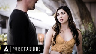 PURE TABOO Keira Croft veut se faire défoncer comme les filles qu’elle a lu dans le livre de sa colocataire