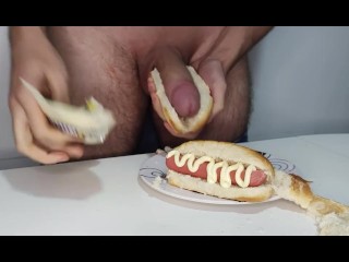美食色情 #3 - Hot Dogs - Smearing my Dick in Toppings