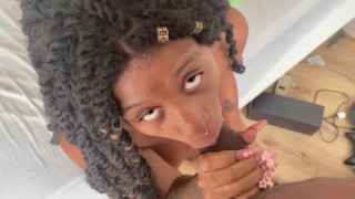 bbw ébène suce le sperme de la bbc