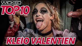 Wicked - Top 10 des vidéos valenting Kleio - babe tatouée Blonde chevauche et baise de grosses bites