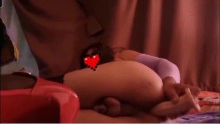 Jeu anal rapide avant de se coucher 