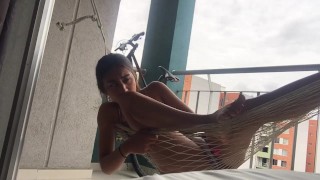 как приятно чувствовать эту игрушку внутри себя