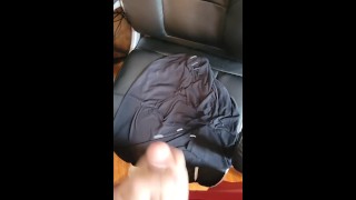 vieille vidéo de moi couvrant ma chemise de sperme