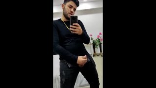 masturbation devant un miroir