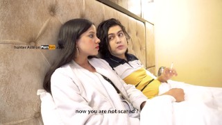 Indian Stranger Girl accepte pour du sexe pour de l’argent et baisée dans la chambre d’appartement - Indian Hindi Audio