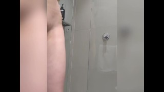 Plan caché d’elle sous la douche _Japanese fille