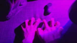 [ASMR] UM BRINQUEDO ESTÁ EM MIM VIBRANDO NA MINHA PRÓSTATA COREANA