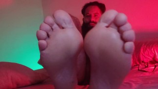 feet