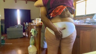 ロマンチックなIndian Coupleは大声で柔らかいセックスをしています-大声でKiss、猫の運指、お尻のスクイーズとお尻のスパンク