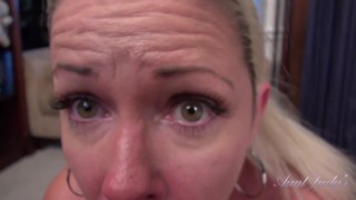 TanteJudy - Votre belle-mère milf poilue Liz vous suce la bite (POV)