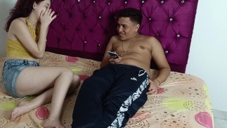自然なおっぱいと巻き毛を持つ私のブロンドのステップシスターへの中出し-異人種間のセックスをしています-コロンビア