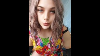 CROSSDRESSER DA SUA VIDA LINDA CASA GATINHA MIANDO PARA VOCÊ PERNAS BONITOS PELE MACIA DOCE FEMBOY