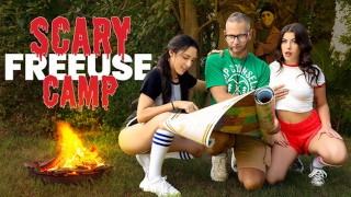 Shameless Camp Counselor utilise gratuitement sa fille campeuse têtue et Selena - FreeUse Fantasy