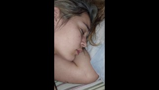 Bunda grande Gigi Lu mexe sua bunda enorme para pegar todo o meu leite
