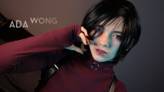 Ce n'est pas le style d'Ada Wong d'attendre que quelqu'un la baise fort