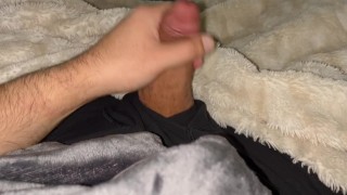GARANTIERT, dass Sie mit tiefer Stimme Dirty Talk und umwerfendem Orgasmus abspritzen