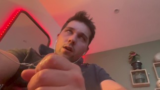 Facetime POV con hablar sucio y una enorme corrida!